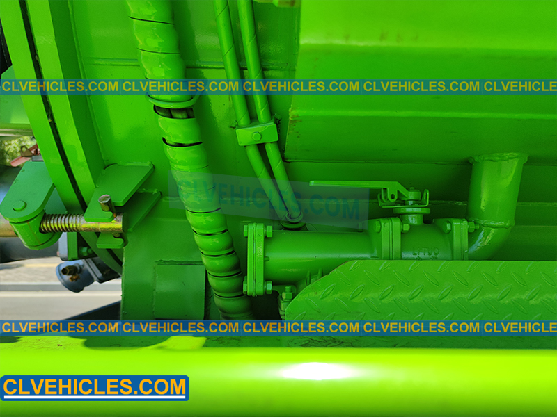 HOWO Sewage Vacuum Truck