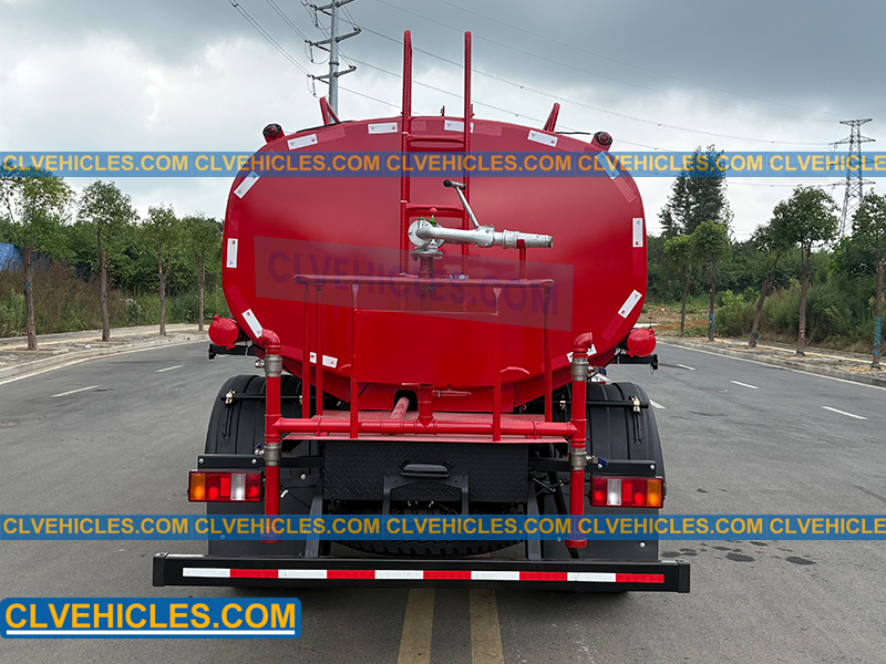 HOWO water tanker