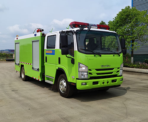 Один пожарный автомобиль ISUZU ELF 5000L отправлен в Перу.