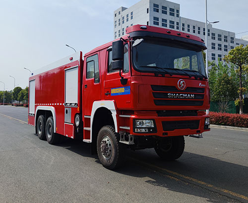 Одна единица пожарной машины SHACMAN 6x6 AWD с порошковым и пенным баком отправлена в Либерию