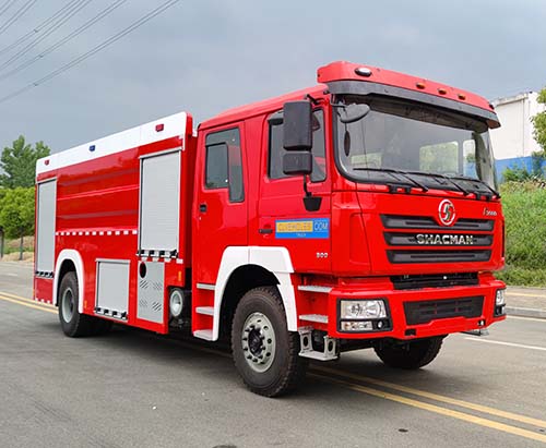 Один танкер-бушпер SHACMAN F3000 грузоподъемностью 12 тонн для пожаротушения с использованием пены, направленный в Нигерию.