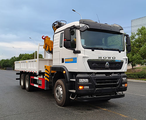 One Unit of HOWO Cargo Truck with 10ton Folading Crane Ship to Algeria